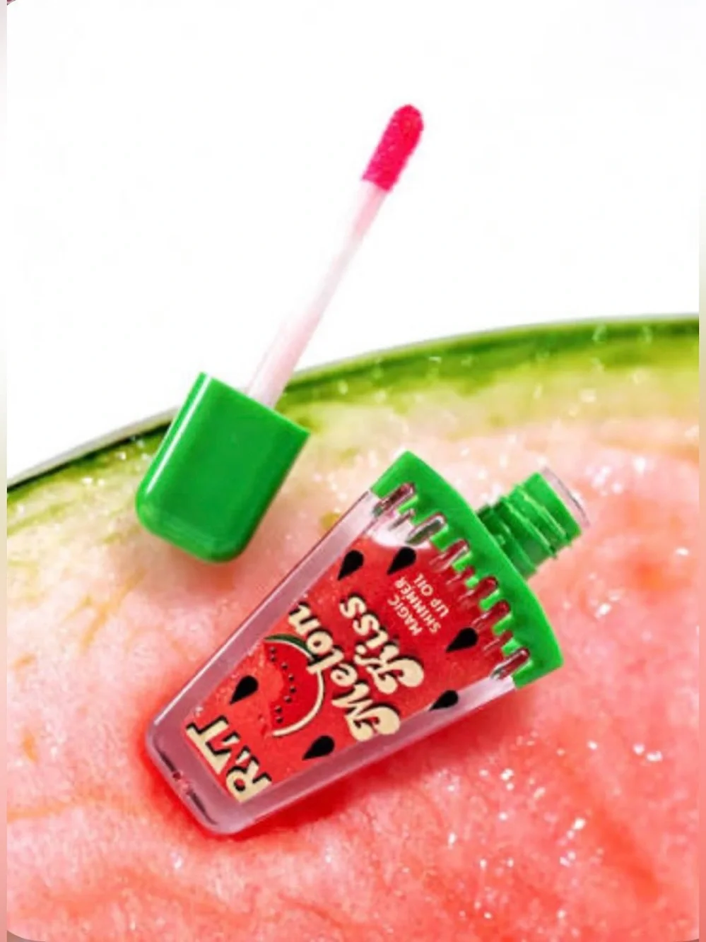 Romantic Beauty  Melon Kiss Magic Shimmer Lip Oil